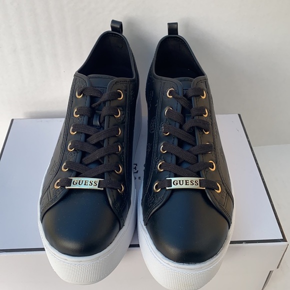 New GUESS Women's Neeka Lace Up Platform Logo Sneakers SZ 9 - Picture 12 of 13